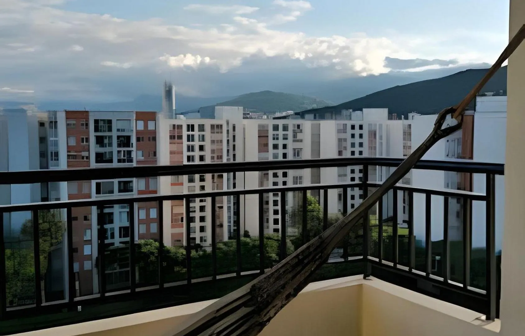 Lejlighed Apartamento Con Aire, Hamaca, Piscina Y Gym Cali Colombia